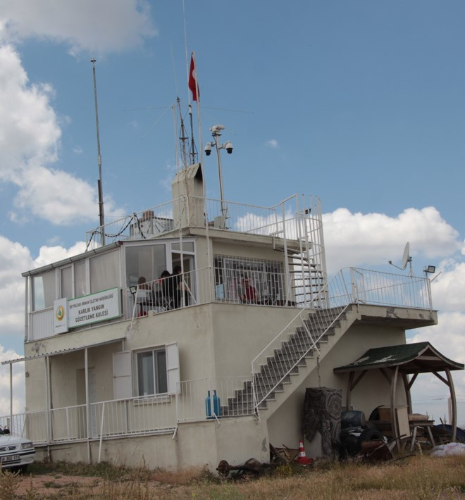 Beypazarı'nda ormanlık alanlar yangın gözetleme kulelerinden takip ediliyor - Resim : 2