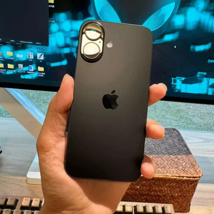 iPhone 16 resmi tanıtımı yapılmadan görüldü! Teknoloji dünyası ayağa kalktı