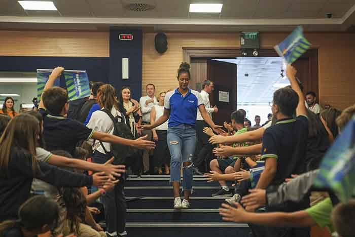 Nesibe Aydın Kadın Basketbol Takımı Ankara'da öğrenciler ile buluştu - Resim : 2