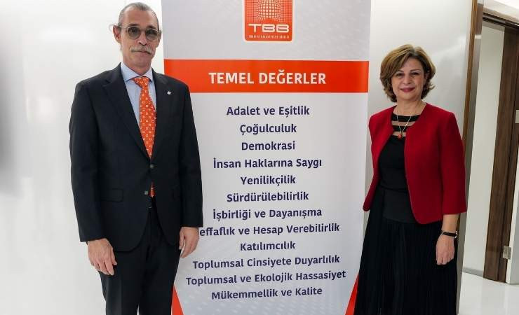 Etimesgut Belediyesi'ne Avrupa Yönetişim Mükemmelliği Markası ödülü verildi