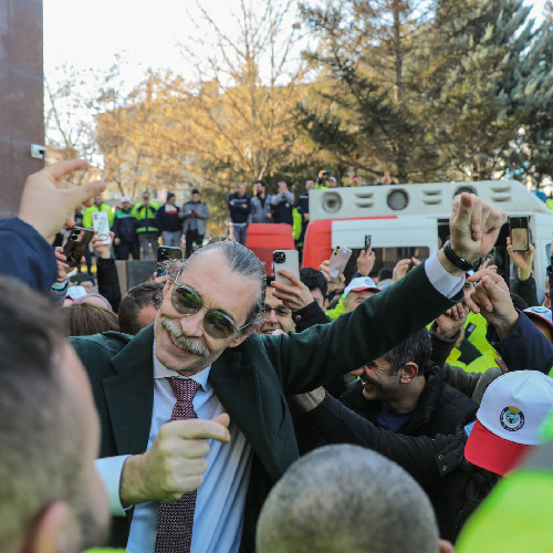 Etimesgut Belediyesi en düşük personel maaşını 38.500 TL yaptı