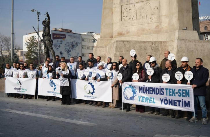 Mühendis Tek-Sen Sendikalarından maaş zam oranına ilişkin basın açıklaması