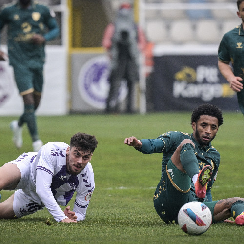 Ankara Keçiörengücü evinde Kocaelispor'a mağlup oldu