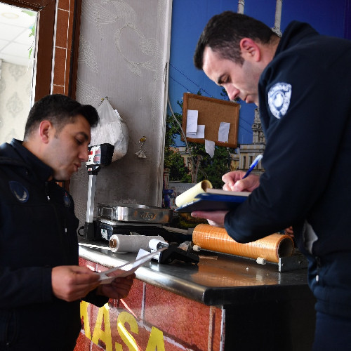 Altındağ Belediyesi ilçedeki balık satışlarını denetledi