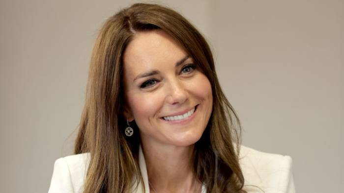 Kate Middleton kanserinin iyileşme sürecine girdiğini açıkladı