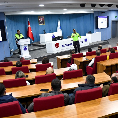 Altındağ Belediyesi güvenli sürüşün önemini anlattı