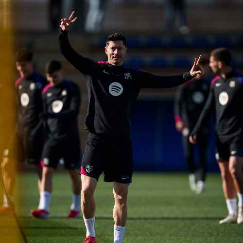 Lewandowski Barcelona'da ezber bozuyor: Şubat ayında 30 golü geçti