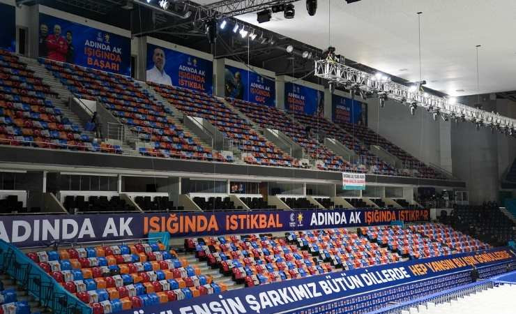 Ankara Spor Salonu AK Parti'nin büyük kongresi için hazırlandı