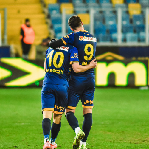 İlklerin yaşandığı maçta, Ankaragücü nefes aldı!