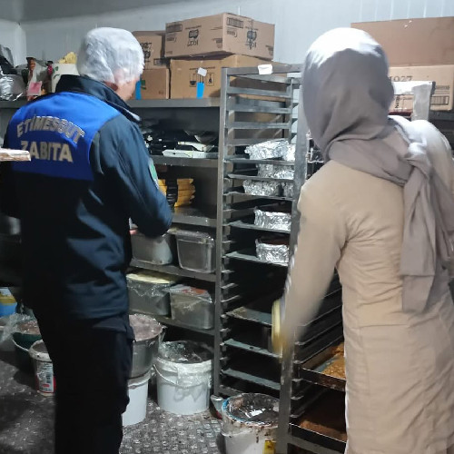 Etimesgut Belediyesi Zabıta ekiplerinden halk sağlığı denetimi