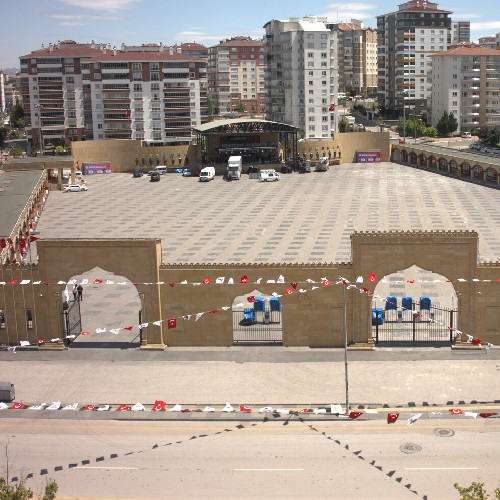 Ankara'nın ortasında dev kale surları! On binlerce insan burada toplanıyor