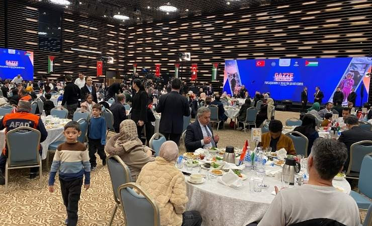 Bakan Ali Yerlikaya Gazze için El Ele iftar programına katıldı