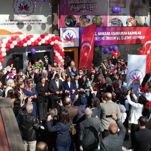 Başkan Çırpanoğlu: Kadınların her zaman yanında olacağız