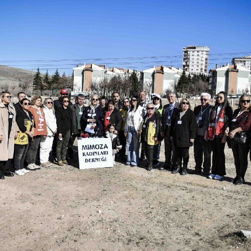 Ankara Büyükşehir Belediyesi kadınlar için piyano konseri düzenledi - Resim : 2