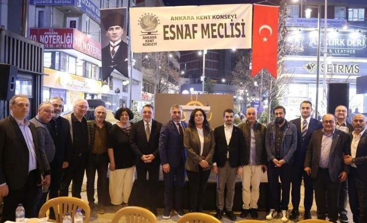 AKK Esnaf Meclisi’nden Kızılay’da sokak iftarı - Resim : 2