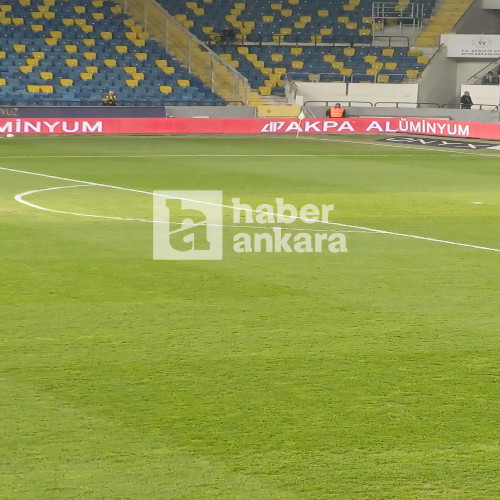 Haber Ankara gündeme taşımıştı: Eryaman Stadyumunun zemini onarıldı - Resim : 3