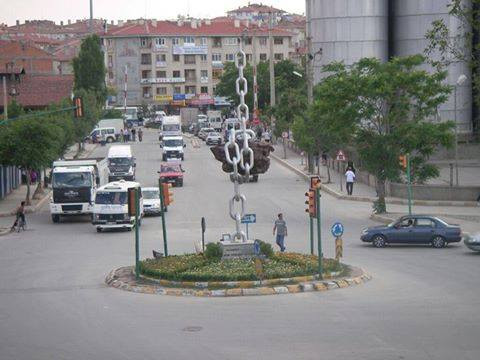 Ankara'nın o ilçesinin sembolüydü: Havada asılı duran bir zincir