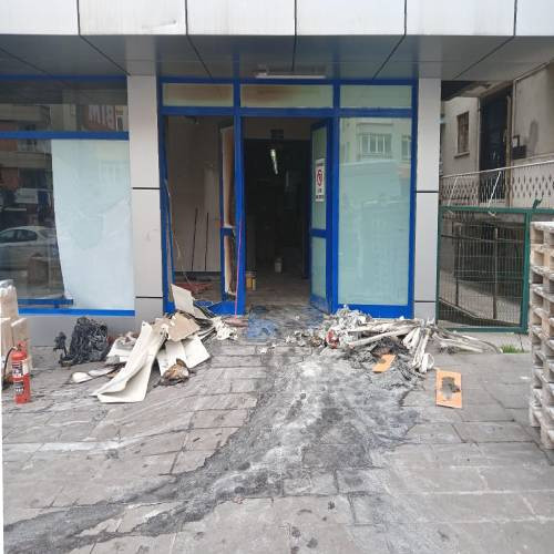 Keçiören’de market deposunda yangın: Panik yaşandı