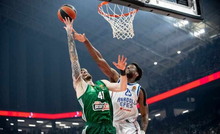 Anadolu Efes deplasmanda Panathinaikos'a kaybedip EuroLeague'e veda etti