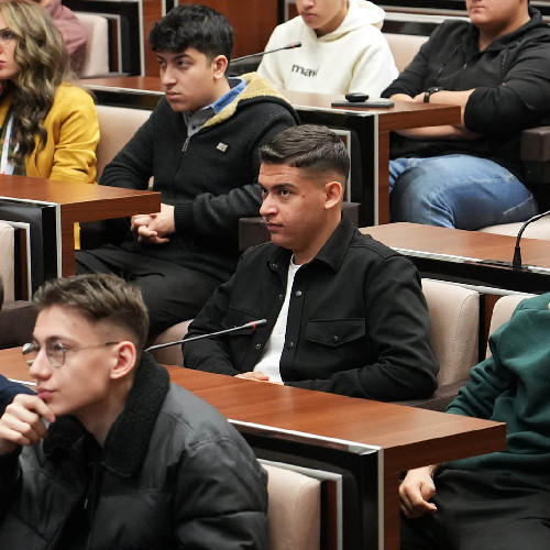 Keçiören Belediyesi stajyer öğrencileri sağlıklı beslenme konusunda bilgilendirdi
