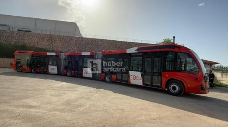 Yakın zamanda Ankara'da hizmet verecek olan metrobüsler gelmeye başladı