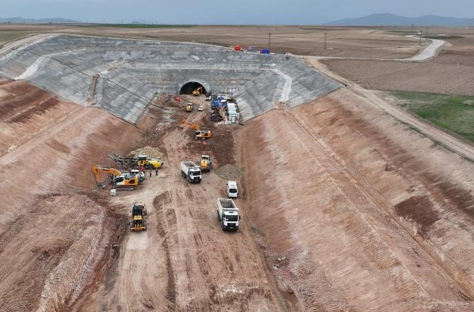 Ankara - Kayseri YHT hattında son durum açıklandı