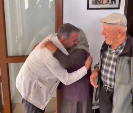 Pursaklar Belediye Başkanı Çetin Anneler Günü'nde şehit annelerini ziyaret etti