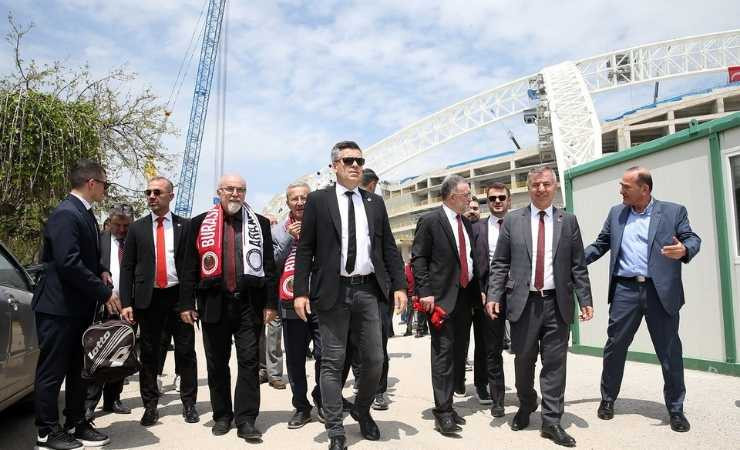 Gençlerbirliği heyeti 19 Mayıs Stadyumu'nda çalışmaları inceledi