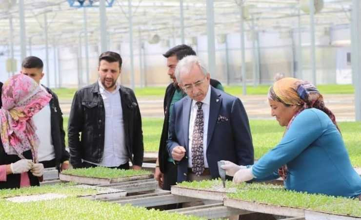 Gölbaşılı öğrenciler Beypazarı'nda tarım ve hayvancılık tesislerini gezdiler