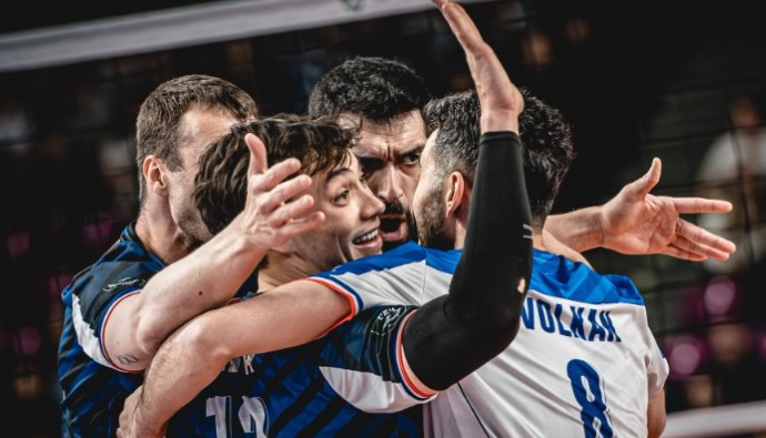 Halkbank, CEV Erkekler Şampiyonlar Ligi'nde kupayı kaldırmak istiyor