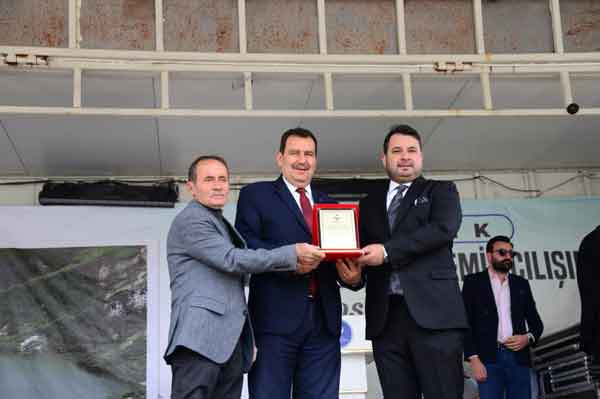 Kahramankazan Belediyesi toprakla suyu buluşturdu! - Resim : 2