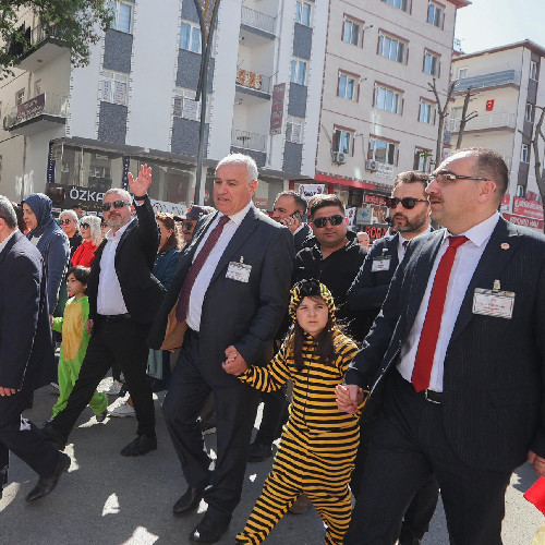 Sincan'da ailenin önemine dikkat çekmek için yürüyüş düzenlendi
