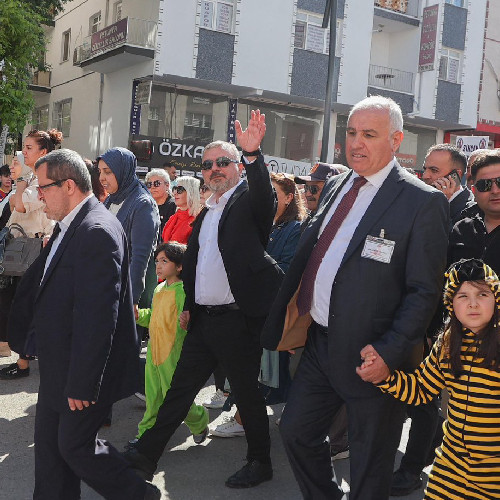 Sincan Belediye Başkanı Ercan: Aile gerçek mutluluğun hayat bulduğu yerdir - Resim : 2