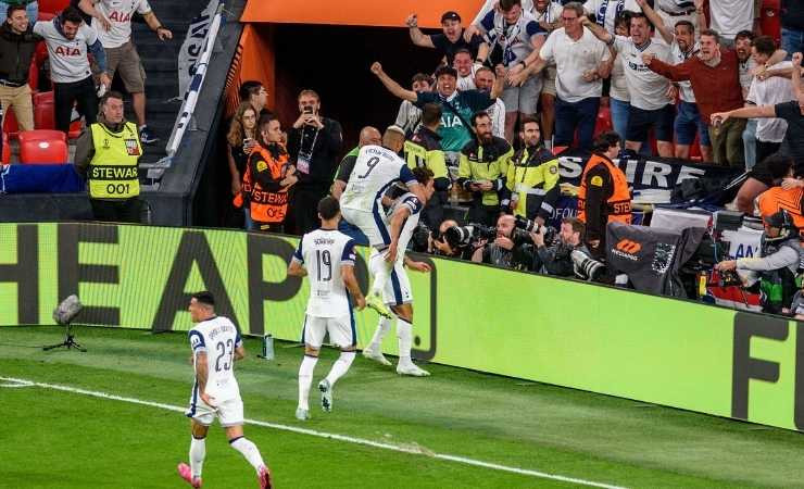 Manchester United'ı deviren Tottenham UEFA Avrupa Ligi şampiyonu oldu