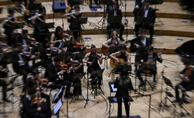 Ankara Üniversitesi Tıp Fakültesi Oda Orkestrası'ndan 10. yıl konseri