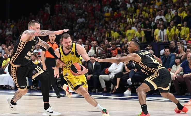 Monaco'yu deviren Fenerbahçe Beko EuroLeague şampiyonu oldu