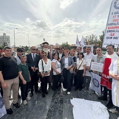Kademeli emeklilik isteyen yüzlerce vatandaş Ankara'da  bir araya geldi