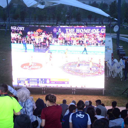 Kahramankazan Belediyesi Final Four finali heyecanını dev ekranda yaşattı