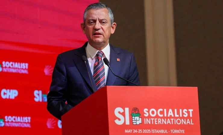 Özgür Özel: Mansur Yavaş milletin gönlünde yeri olan birisi