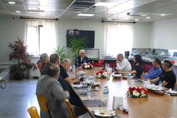Gençlerbirliği Sportif Direktörü Düzgün, basın mensuplarıyla toplantıda buluştu - Resim : 3