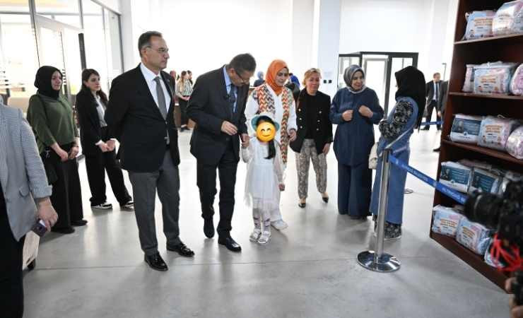 Altındağ Belediyesi bayram öncesi 300 çocuğu sevindirdi - Resim : 2
