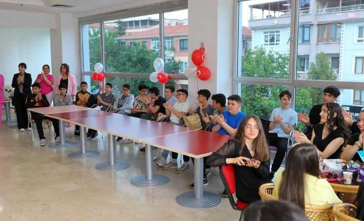 ETİMGEM'de 8. sınıflar için duygusal veda