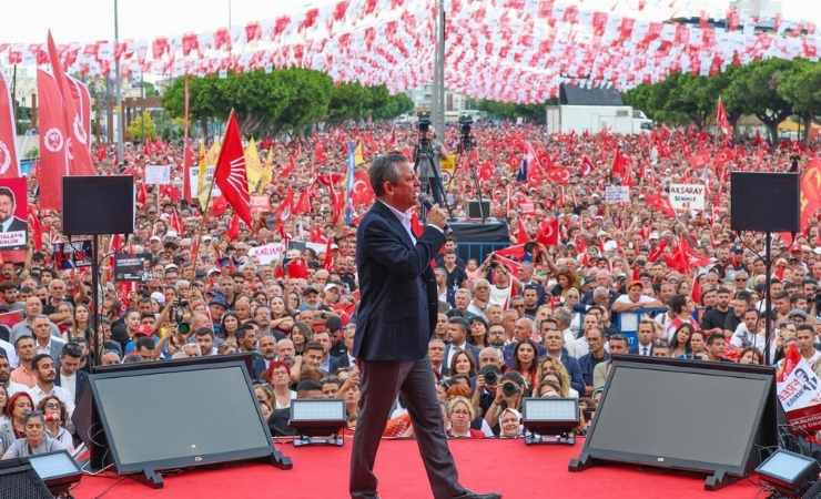 Özgür Özel'den Cumhurbaşkanı Erdoğan'a: Cesaretin varsa sandıkta karşıma çık