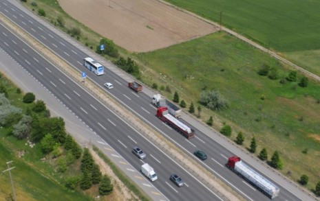 Ankara'da bayram trafiği kontrollerine helikopterli destek! - Resim : 2