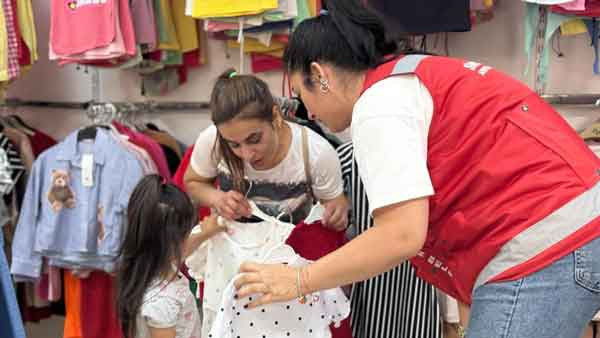 Sincan Belediye Başkanı Ercan'dan çocuklara bayram hediyesi! - Resim : 3
