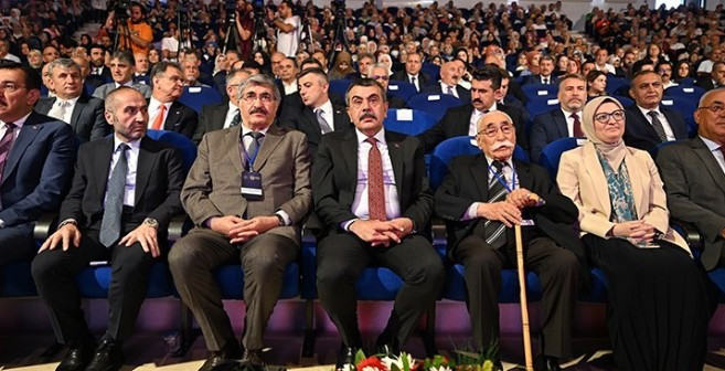 Bakan Tekin 'Anadolu İrfanının Eğitime Katkıları Programı'nda konuştu