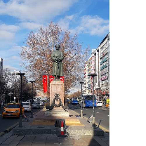 Ankara'nın kaybolan meydanı: Artık sadece anıtı var!