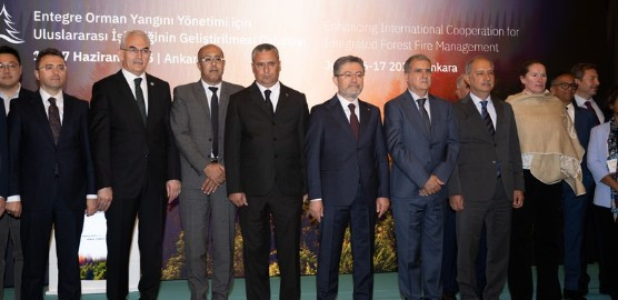Bakan Yumaklı: 'Ormanlarımızı sürekli izliyor ve kontrol ediyoruz'