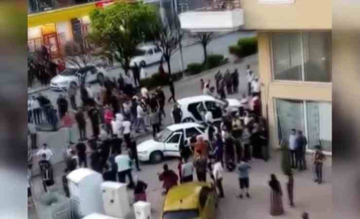 Kahramankazan'da trafik kazasında 1'i ağır 5 kişi yaralandı
