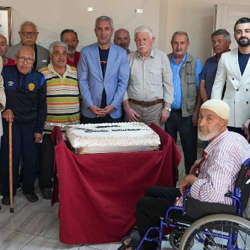 Keçiören Belediyesi Babalar Gününü hatıra köşesiyle unutulmaz hale getirdi - Resim : 2